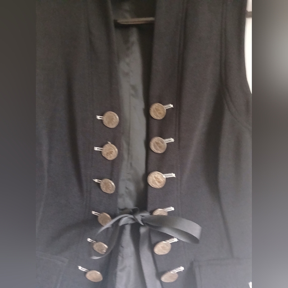 Women's Picasso A La Mode black vest SzSm buttons look like nickels tie front - Picture 3 of 13